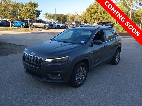 Certified 2019 Jeep Cherokee Latitude Plus image 2