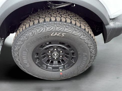 New 2026 Ford Bronco Outer Banks w/ Sasquatch Package AWD/4WD image 48