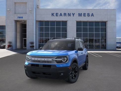 New 2025 Ford Bronco Sport Outer Banks image 2