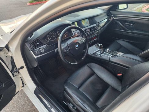 Used 2012 BMW 528i Sedan image 17
