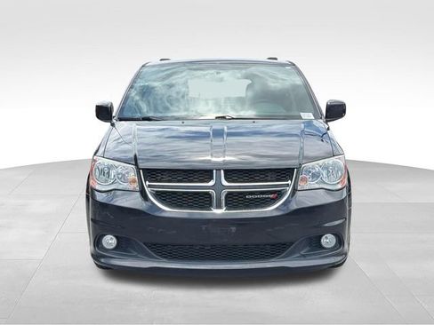 Used 2015 Dodge Grand Caravan SXT FWD image 9