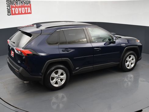 Used 2021 Toyota RAV4 XLE w/ Convenience Package AWD/4WD image 23
