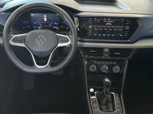 Used 2023 Volkswagen Taos SE w/ Panoramic Sunroof Package FWD image 14