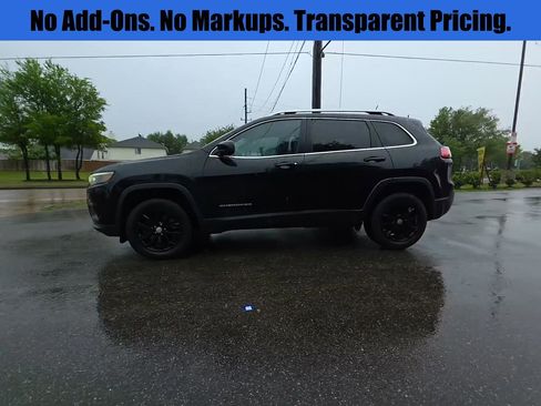 Used 2019 Jeep Cherokee Latitude Plus FWD image 1