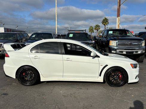 Used 2008 Mitsubishi Lancer Evolution GSR image 3