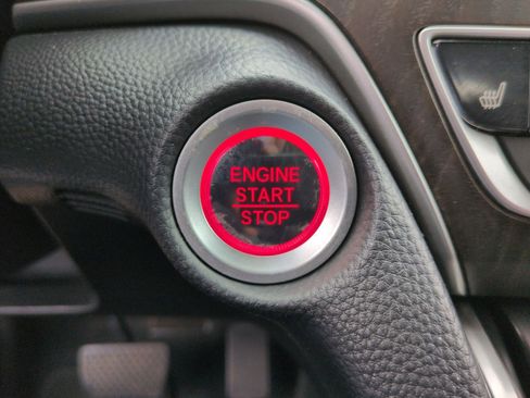 Used 2019 Honda Accord EX image 16