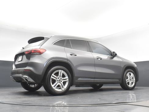 Used 2021 Mercedes-Benz GLA 250 4MATIC image 20