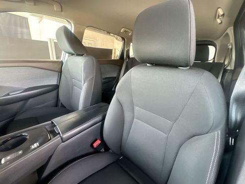 Used 2023 Nissan Rogue S FWD image 14