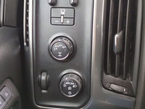 Used 2017 Chevrolet Silverado 1500 LTZ Z71 w/ LTZ Plus Package image 28