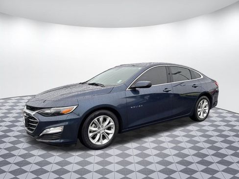 Used 2022 Chevrolet Malibu LT image 3