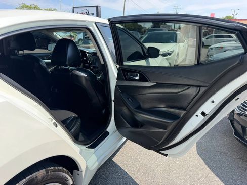 Used 2016 Nissan Maxima 3.5 SV FWD image 14