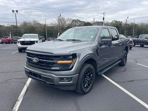Used 2024 Ford F150 XLT w/ FX4 Off-Road Package image 3