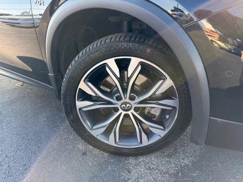 Used 2018 INFINITI QX30 Premium w/ Navigation Package AWD/4WD image 49