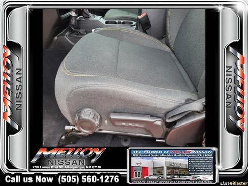 Used 2025 Jeep Wrangler Unlimited Sahara AWD/4WD image 18