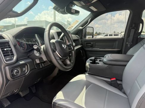 New 2026 RAM 3500 Tradesman AWD/4WD image 4