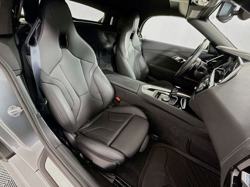 Used 2025 BMW Z4 sDrive30i w/ Shadowloine Package image 24