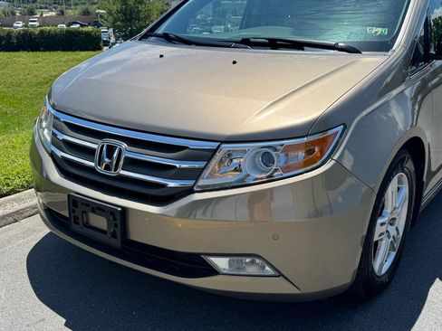 Used 2012 Honda Odyssey Touring image 6