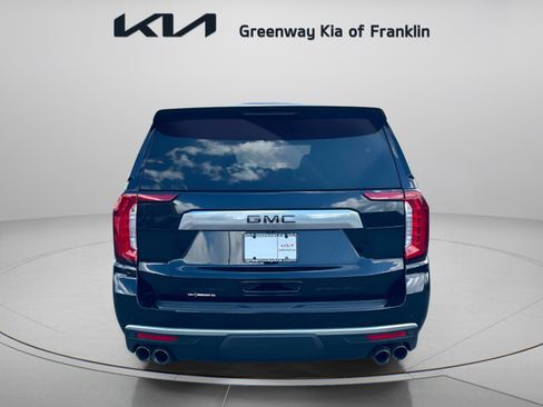 Used 2023 GMC Yukon Denali w/ LPO, Floor Liner Package AWD/4WD image 6