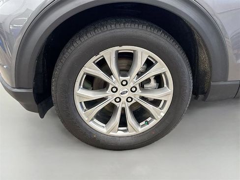 Certified 2023 Ford Explorer Limited image 23