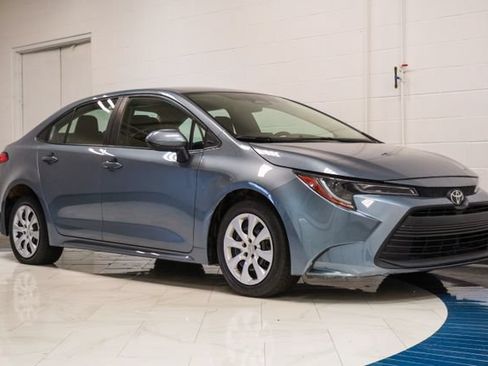 Used 2023 Toyota Corolla LE FWD image 5