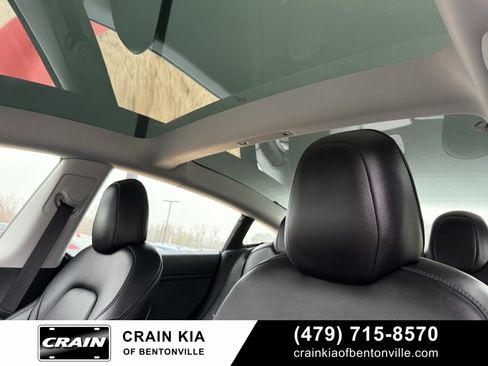 Used 2021 Tesla Model 3 Standard Range Plus image 20