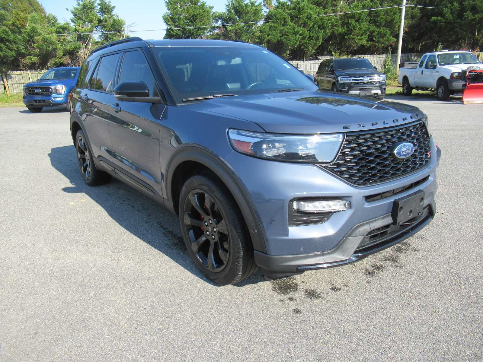 Used 2021 Ford Explorer ST w/ Equipment Group 401A AWD/4WD image 3