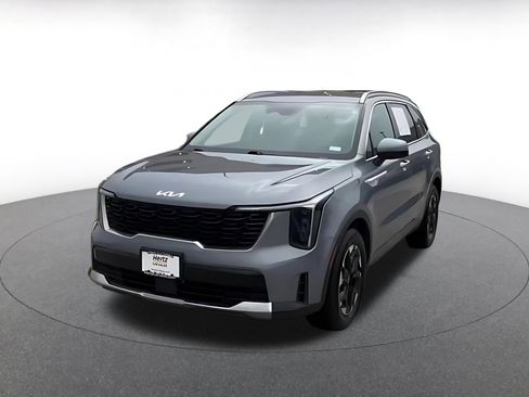 Used 2024 Kia Sorento S FWD image 7