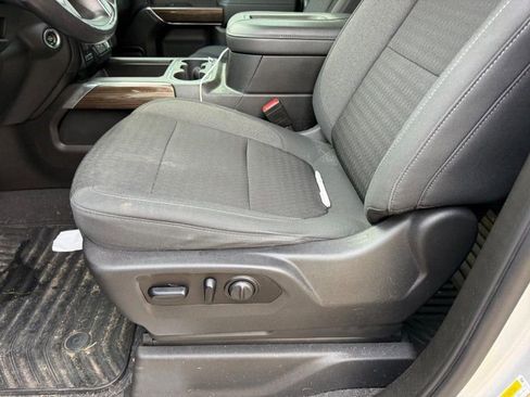 Used 2021 Chevrolet Silverado 1500 RST w/ Redline Edition AWD/4WD image 16