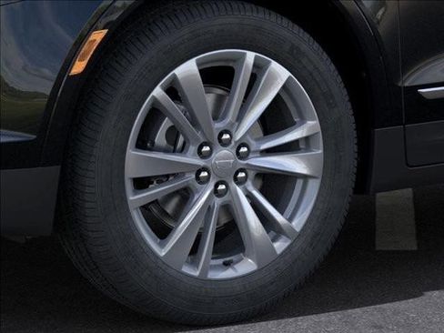 New 2025 Cadillac XT5 Premium Luxury w/ LPO, Floor Liner Package image 9