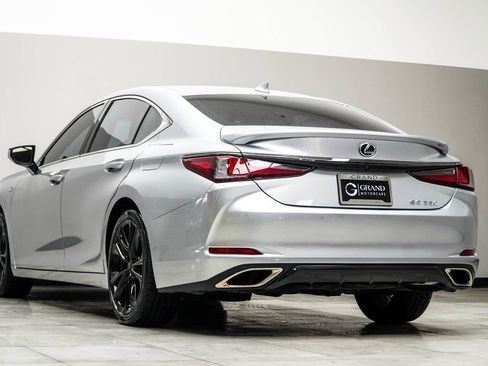 Used 2024 Lexus ES 350 F Sport w/ Accessory Package (Z2) image 10