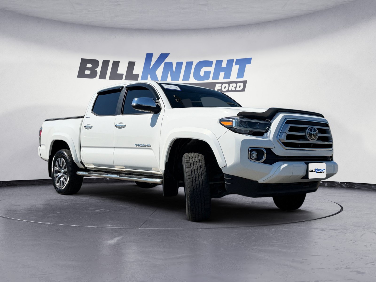 Used 2022 Toyota Tacoma Limited AWD/4WD image 7
