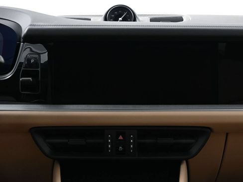Certified 2026 Porsche Cayenne S AWD/4WD image 11