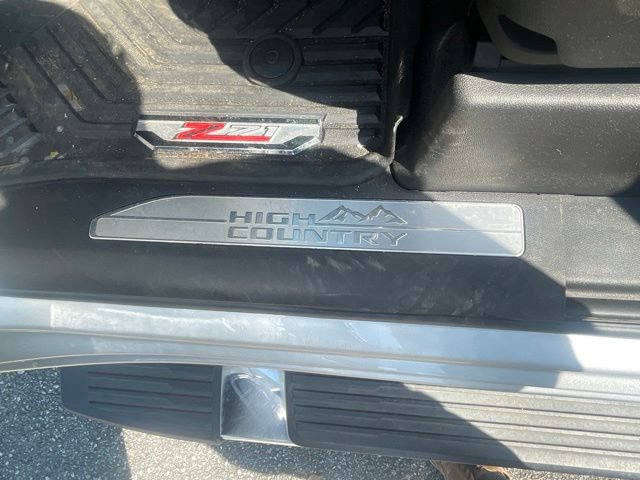 Used 2020 Chevrolet Silverado 2500 High Country w/ Z71 Off-Road Package AWD/4WD image 13