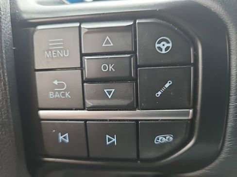 Used 2022 Ford F150 Raptor w/ Equipment Group 801A High image 22