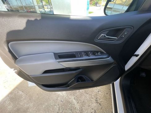 Certified 2018 Chevrolet Colorado LT w/ LT Convenience Package image 19