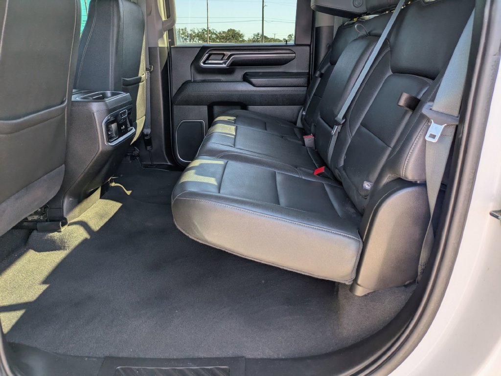 Used 2024 Chevrolet Silverado 2500 LTZ w/ LTZ Premium Package AWD/4WD image 24