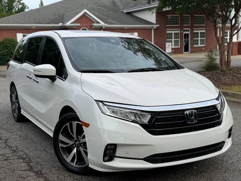 Used 2023 Honda Odyssey Touring image 8