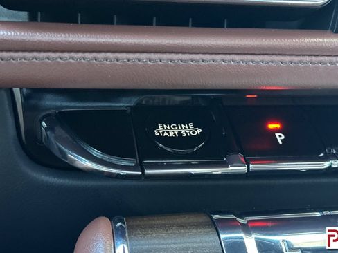 Used 2025 Lincoln Aviator Reserve AWD/4WD image 28