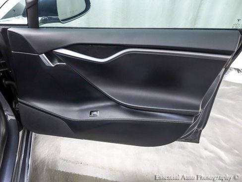 Used 2020 Tesla Model S Long Range image 39