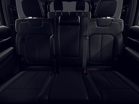 New 2026 Jeep Grand Cherokee L 4WD image 15