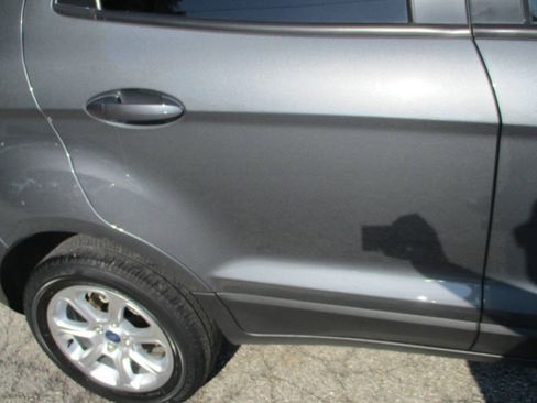 Used 2020 Ford EcoSport SE FWD image 19