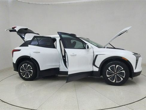 Used 2024 Chevrolet Blazer EV LT image 71