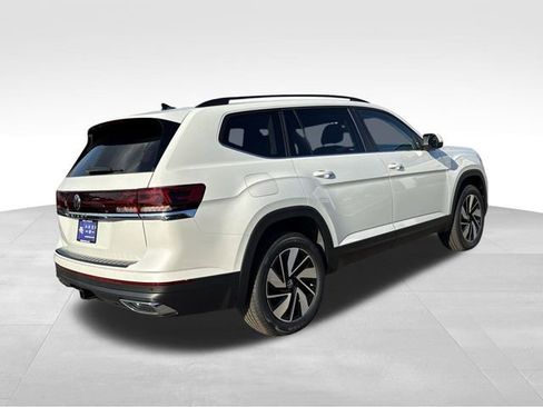 New 2026 Volkswagen Atlas SE image 5