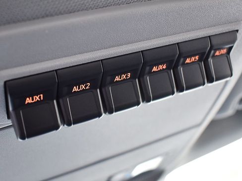 New 2026 Ford F350 XL w/ XL Chrome Package image 24