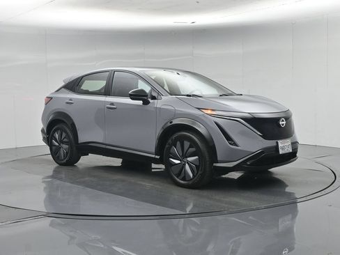 Used 2024 Nissan Ariya AWD image 26