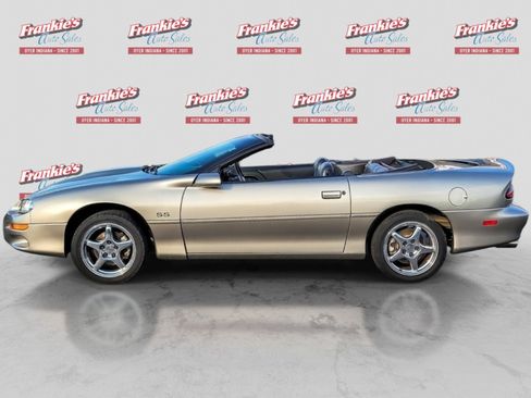 Used 2000 Chevrolet Camaro Z28 w/ SS Performance/Appearance Pkg RWD image 2