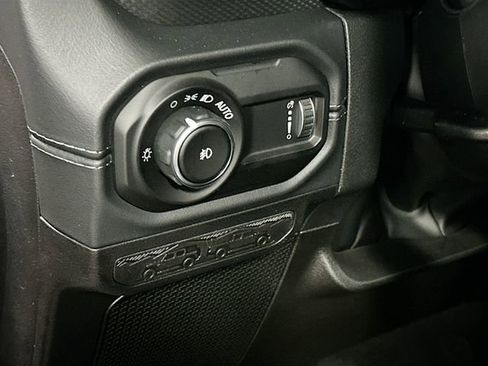 New 2026 Jeep Wrangler Unlimited Rubicon AWD/4WD image 11