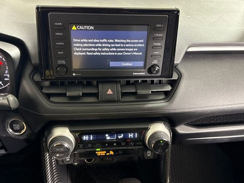 Used 2021 Toyota RAV4 XLE image 22