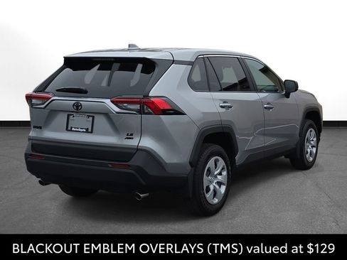 Used 2025 Toyota RAV4 LE AWD/4WD image 5