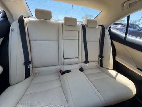 Used 2015 Lexus IS 250 w/ Navigation System Package RWD image 18
